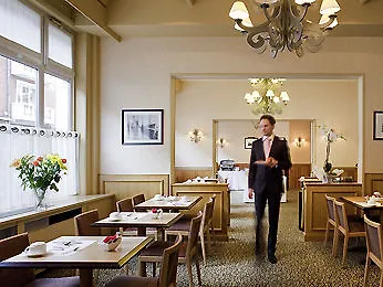 Mercure Centre 호텔 4*